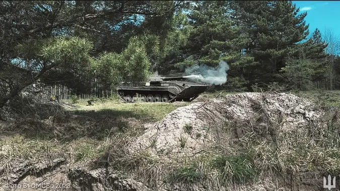 Близько 185 050 окупантів, 3668 танків, 2394 безпілотники: втрати ворога на 21 квітня