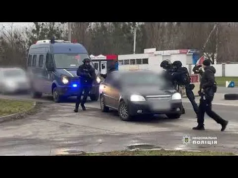 На Волині викрили банду з наркотиками на мільйон гривень (фото, відео)