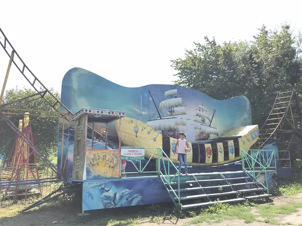 З Центрального парку Луцька продають атракціони (фото)