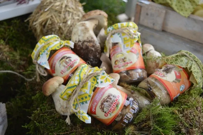 Волинські лісівники презентували свою продукцію на святі урожаю (Фото)