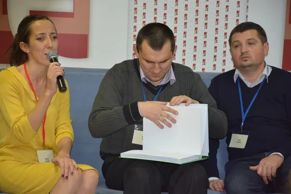 У Києві презентували книги, надруковані шрифтом Брайля в Луцьку 