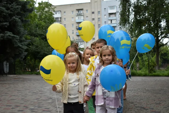 У Луцьку урочисто підняли Олімпійський прапор (фото)
