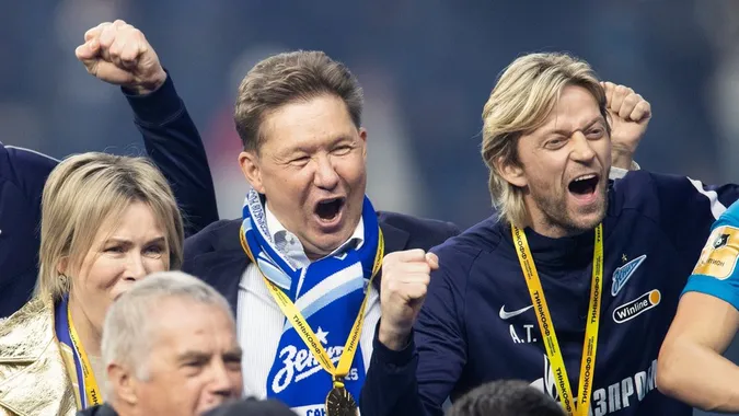 Футболіст-зрадник Тимощук вперше з початку війни з'явився на публіці