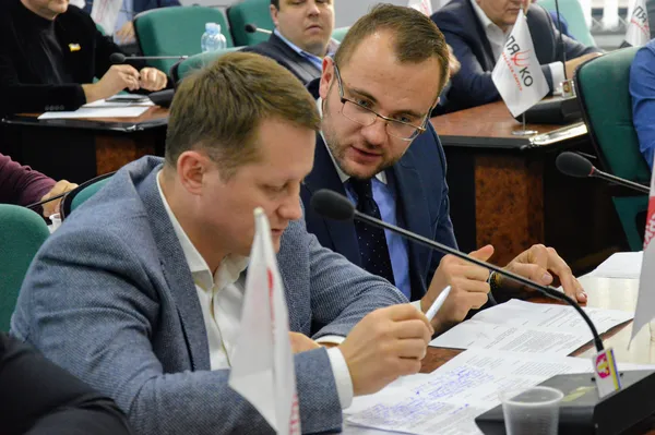 Ігор Поліщук цього дня чи не найбільше радився з Андрієм Козюрою