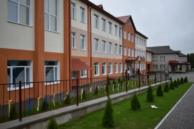 Школу у Вербці відремонтують цього року