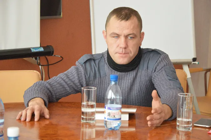 «Нас шантажують віяловими відключеннями світла»,  – волинський боєць про блокаду ОРДЛО