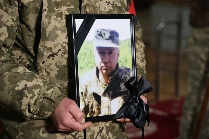 У Луцьку в останню дорогу провели захисника Сергія Ткача