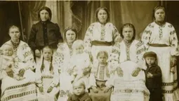 Показали, як колись одягалися волиняни (фото)