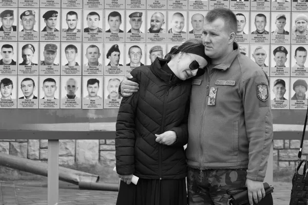 У Луцьку попрощалися із загиблим захисником Андрієм Головачовим (фото)