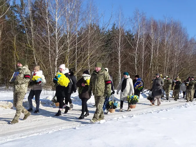 На Волині попрощались з Героєм Романом Махнюком (фото)