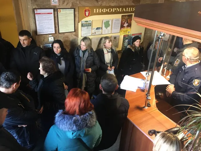 Замість мітингу підприємці Старого ринку виступили у Луцькраді