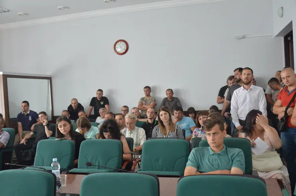 Атовці чекають на рішення