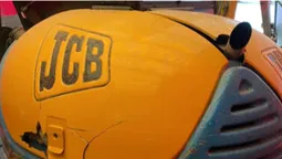 Різниця – 5 тисяч євро: через Волинь намагалися ввезти спецтехніку за заниженою ціною (фото)