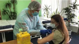 «Захистіть себе і своїх близьких»: у Луцьку нарікають на вакцинацію (фото)