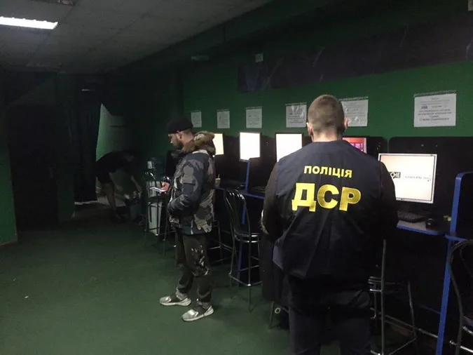 Вилучили майна на 3 мільйони: на Волині «прикрили» мережу гральних закладів