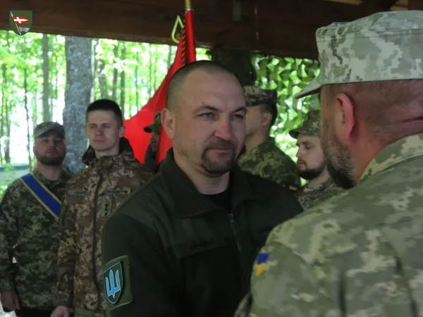Командир 14 ОМБр вручав бійцям нагороди (фото)