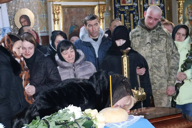 У Горохові попрощалися із загиблим воїном Степаном Гебою (фото)