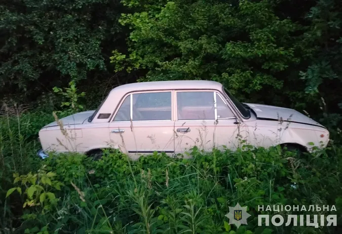 У Луцькому районі «копійка» зіткнулась з мотоциклом (фото)