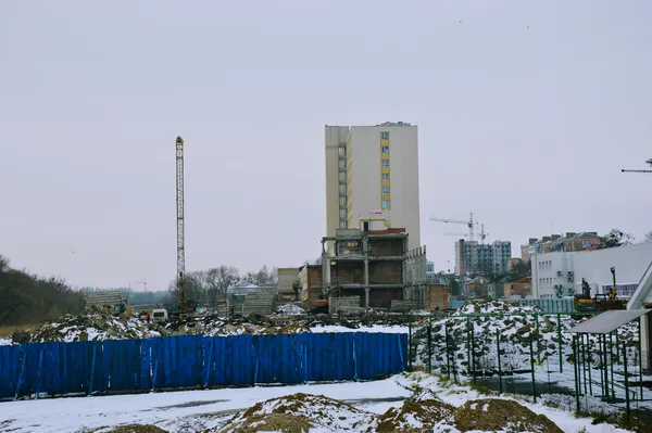Навіщо зносять луцький «Бронкс»