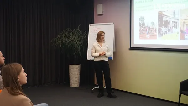 Війна спонукає шукати нові шляхи: луцькі бізнеси тренувалися пітчити, щоб знайти інвесторів (фоторепортаж)