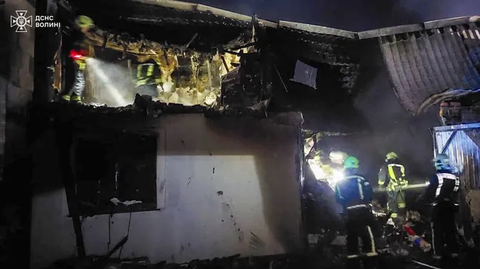 У згорілій хаті на Волині знайшли труп чоловіка