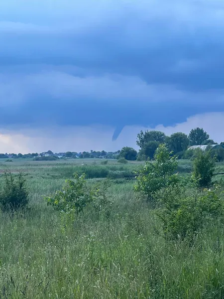Поблизу Володимира помітили «торнадо» (фото, відео)