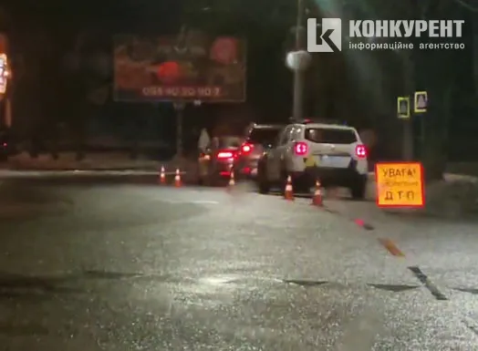 У Луцьку біля історичного сталась аварія: на місці працюють патрульні