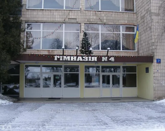 Біля гімназії на Волі не будуть встановлювати обмежувач швидкості