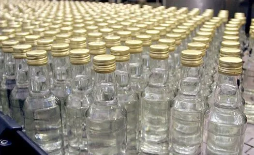За незаконне виготовлення і збут алкоголю волинянин заплатить штраф