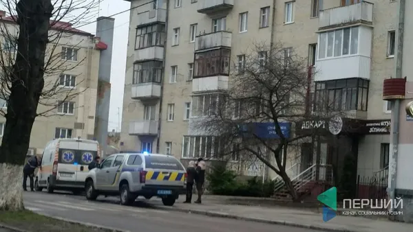У Луцьку з вікна випала жінка (фото)