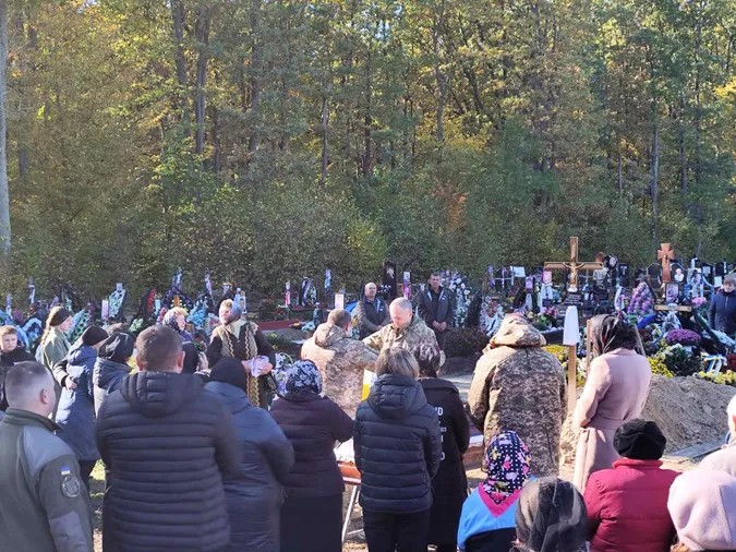 Десять місяців вважався зниклим безвісти: у Луцькому районі попрощались із Анатолієм Сардачуком (фото)