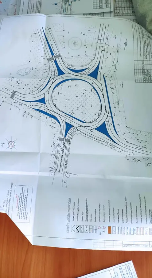 Біля «Променя» – нова розмітка, на Бандери – без паркування: у Луцьку вдосконалять рух