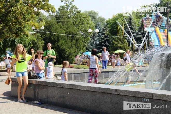 Впродовж дня ковельчани шукали розваги у парку