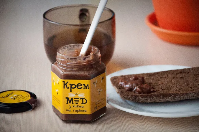 Як на Волині виготовляють та продають у Instagram унікальний крем-мед (фото)
