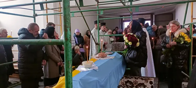 У Липинах попрощалися із кулеметником Вадимом Яцишиним (фото)