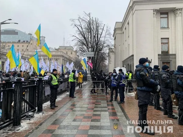 Під Верховною Радою підприємці вкотре зібралися на мітинг (фото)