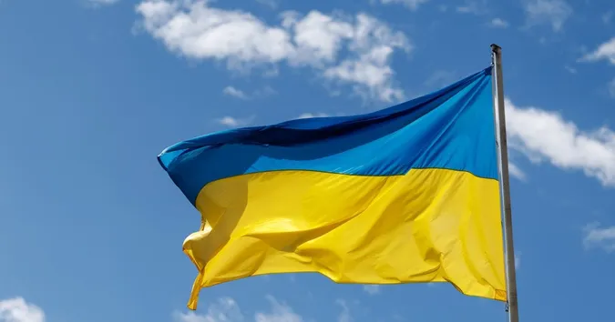 Яка область України має найбільше сусідів
