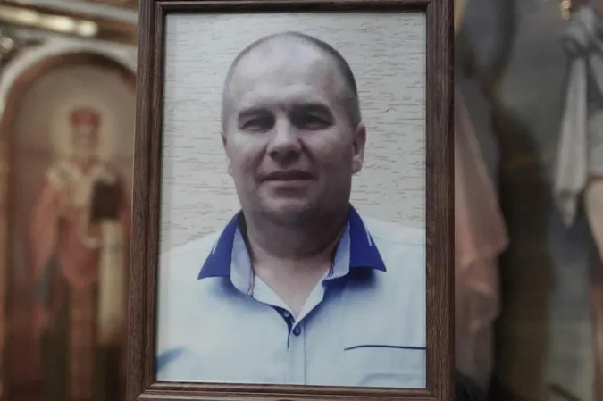 Друге поховання за день: у громаді на Волині попрощалися із бійцем Віталієм Ковальчуком (фото)