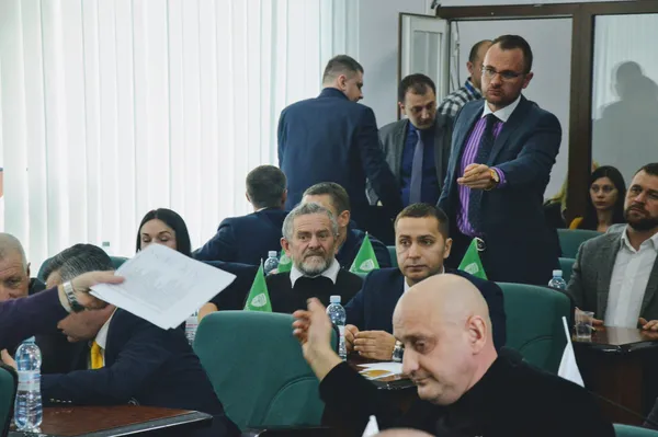 Ігор Поліщук хоче побачити протокол реєстрації на власні очі