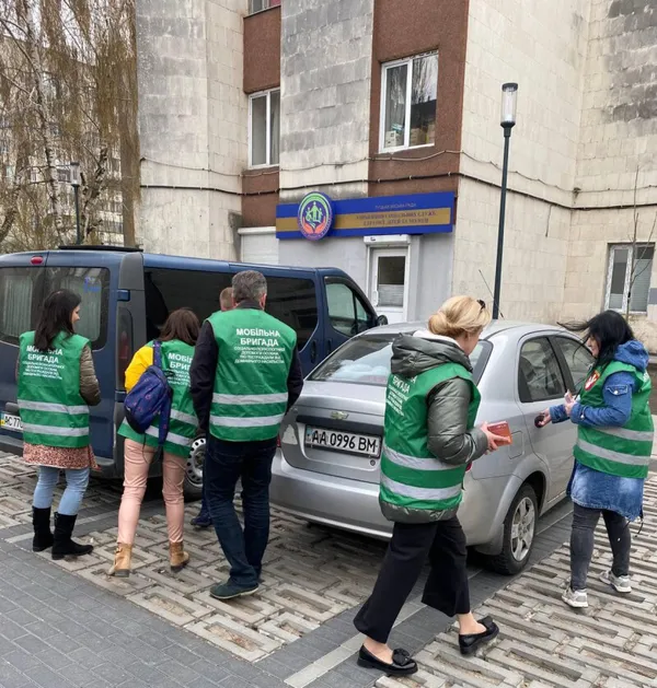 У Луцьку запрацювали бригади, які надаватимуть соціально-психологічну допомогу (фото)