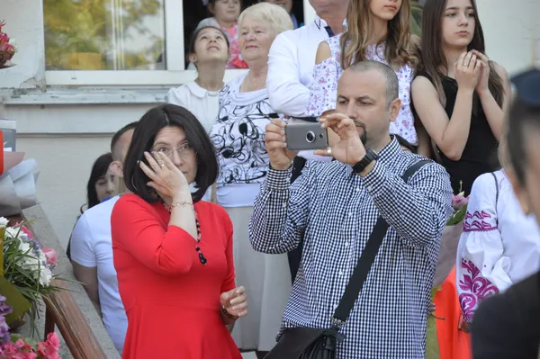 Свято Останнього дзвоника у луцькій школі № 1 (фото, відео)