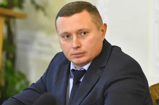 Скільки в січні заробили голови ОДА: Погуляйко – посередині