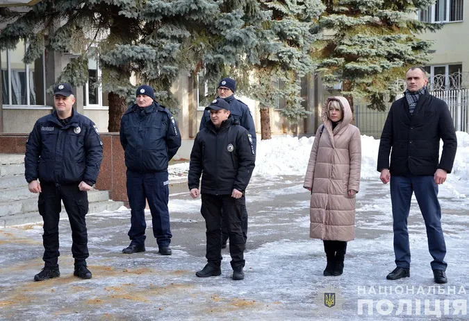 У прикордонних районах Волині у школах чергуватимуть поліцейські (фото)