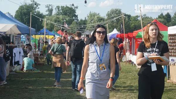 Сувеніри з різних куточків України: що продають на «Бандерштаті»