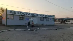 На Волині з автостанції зробили «Модну хату» (фото)