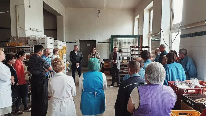 «Кічкарівка» втратила 40% хлібних кіосків: підприємство просить владу підтримати місцевого виробника