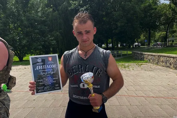 У Луцьку гвардієць здолав одне з найважчих спортивних випробувань (фото)
