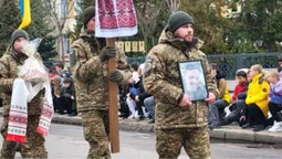 Не дожив два дні до 50-річчя: у Ковелі попрощалися із воїном Ігорем Кобишем (фото)