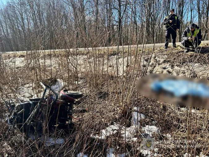 Смертельна аварія на Волині: під колесами авто загинув літній водій електроскутера (фото)