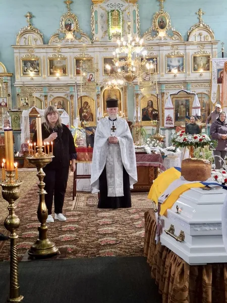 У рідному селі на Волині попрощалися з загиблим на Донеччині воїном Петром Олендром